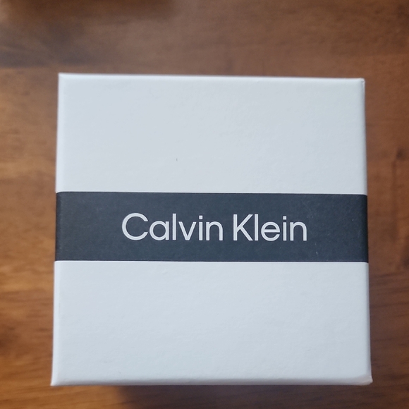 Calvin Klein White Box with Black Band - Picture 1 of 4
